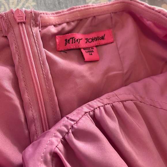 Betsey Johnson Pink/Red Heart Midi Tulle Dress Size L Flowy ~ Evening! - Picture 6 of 6